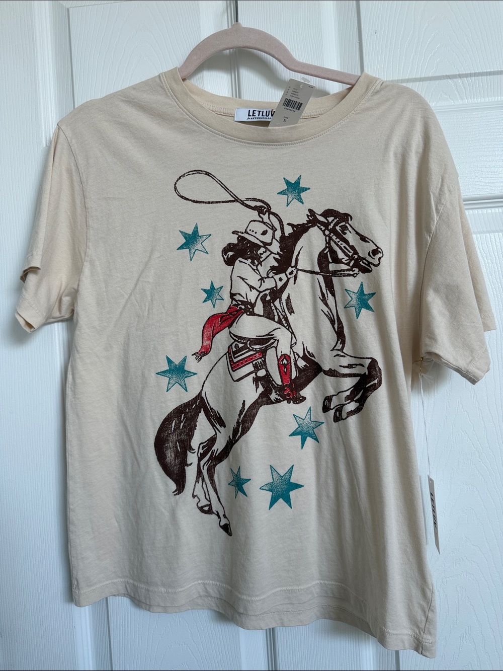 NWT Letluv S WomensCream Short-Sleeve Cowboy & Horse Graphic Tee with Teal Stars